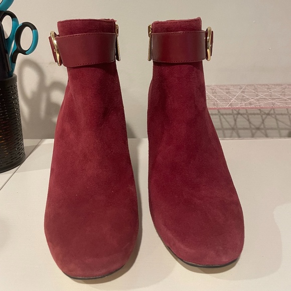 Michael Kors Size 6.5 Red Suede booties - Picture 4 of 5